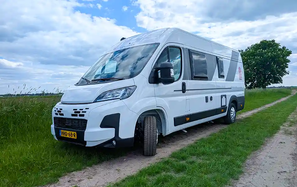 Sun LIving Buscamper V 65SL huren noordeloos gorinchem